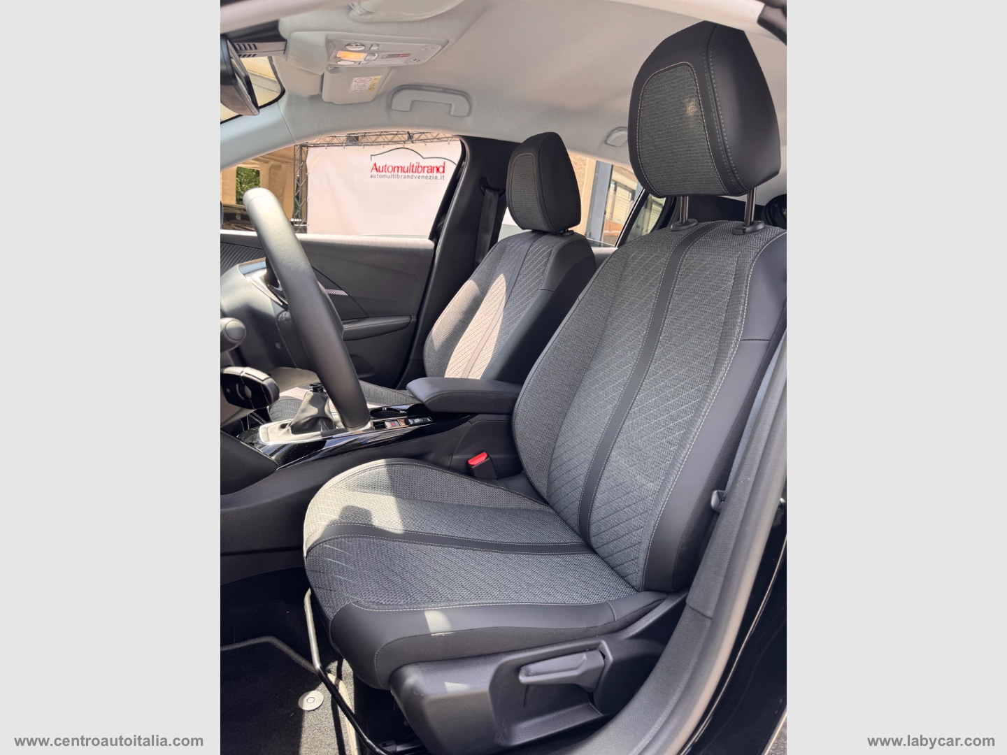NUOVA 208 Turbo 100 CV 5p. Allure MT6 - immagine 24