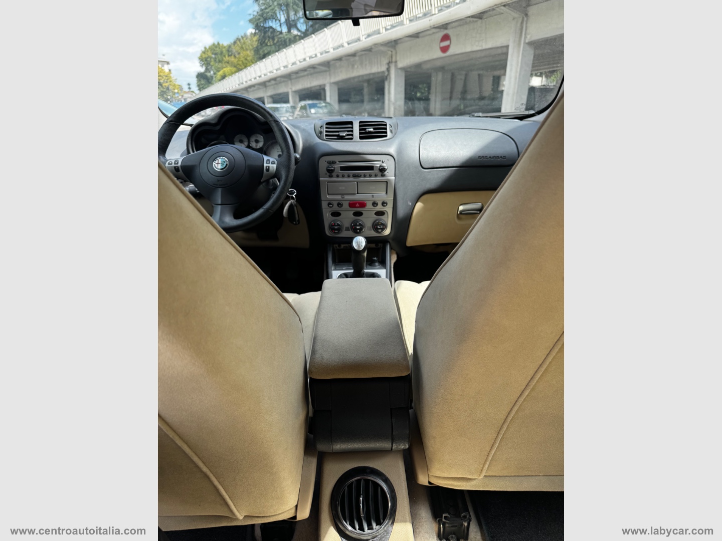 147 1.6 16V TS 105CV 5p. Black Line - immagine 24