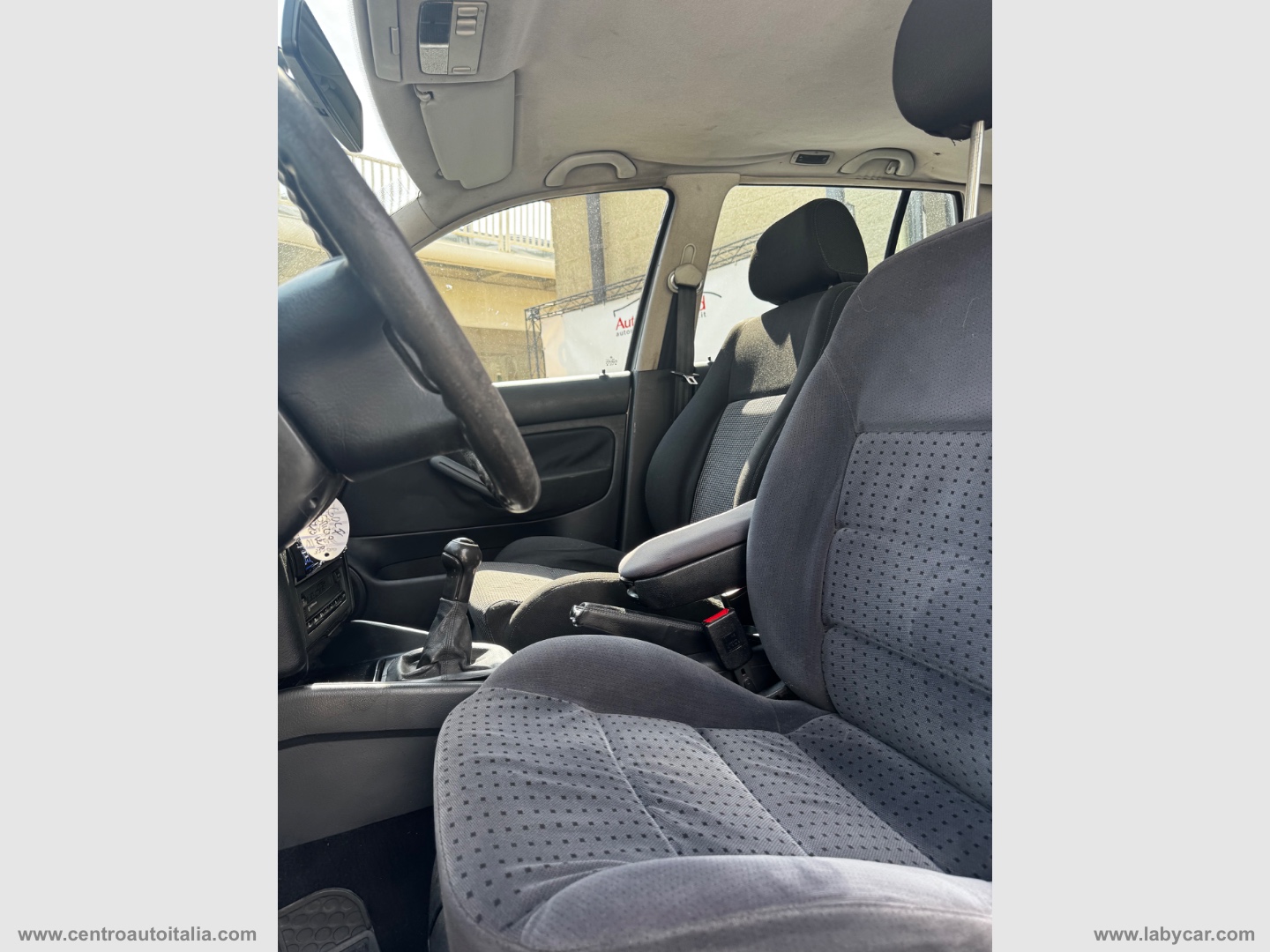 Golf 1.6 5p. Highline - immagine 24
