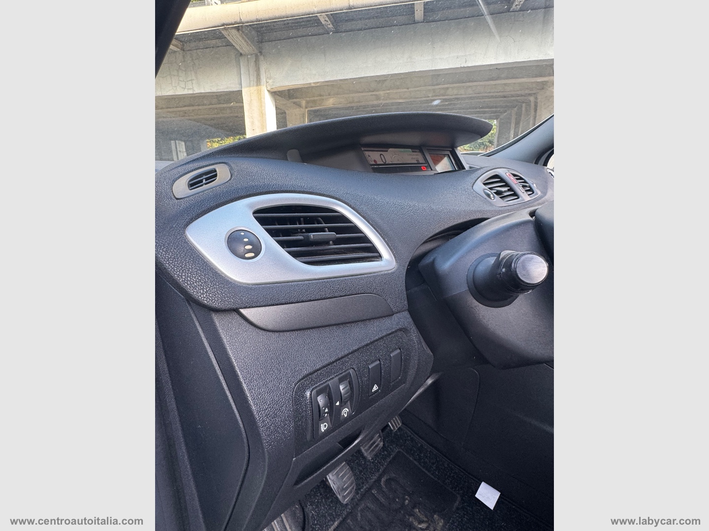 Scénic X-Mod 1.5 dCi 110 CV Luxe - immagine 24
