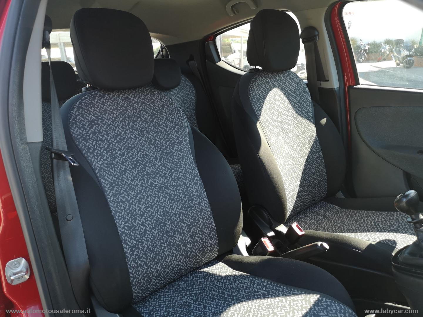 Ypsilon 1.0 FireFly HYBDIR S&S ECOCHIC PROMO WEB - immagine 24