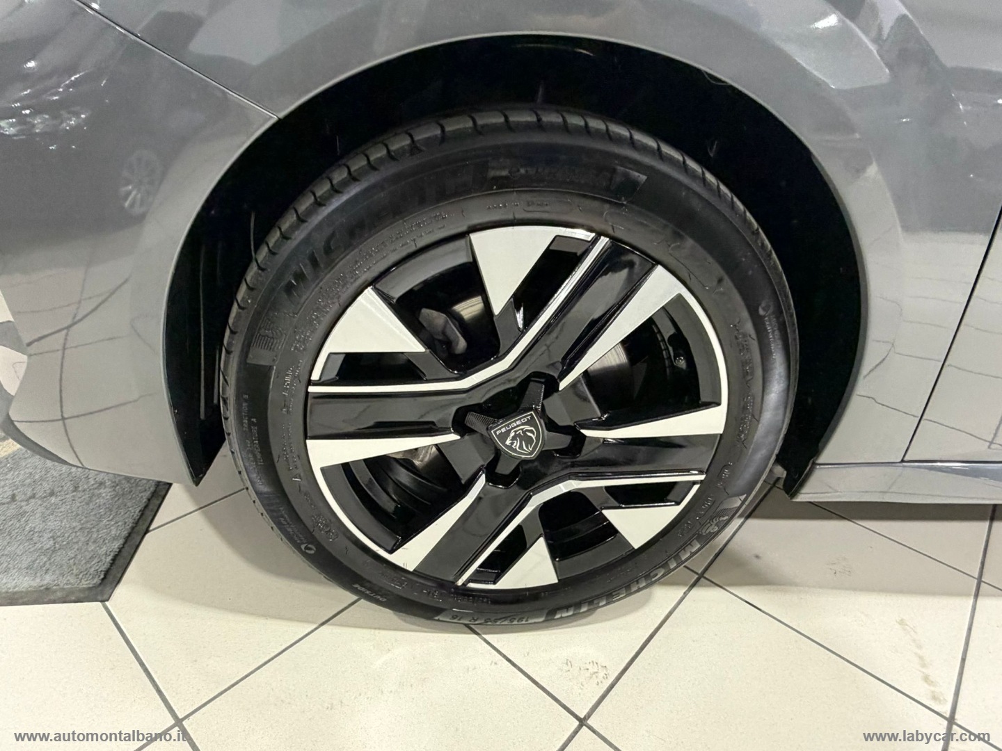 208 PureTech 100 S&S 5p. Allure - immagine 24