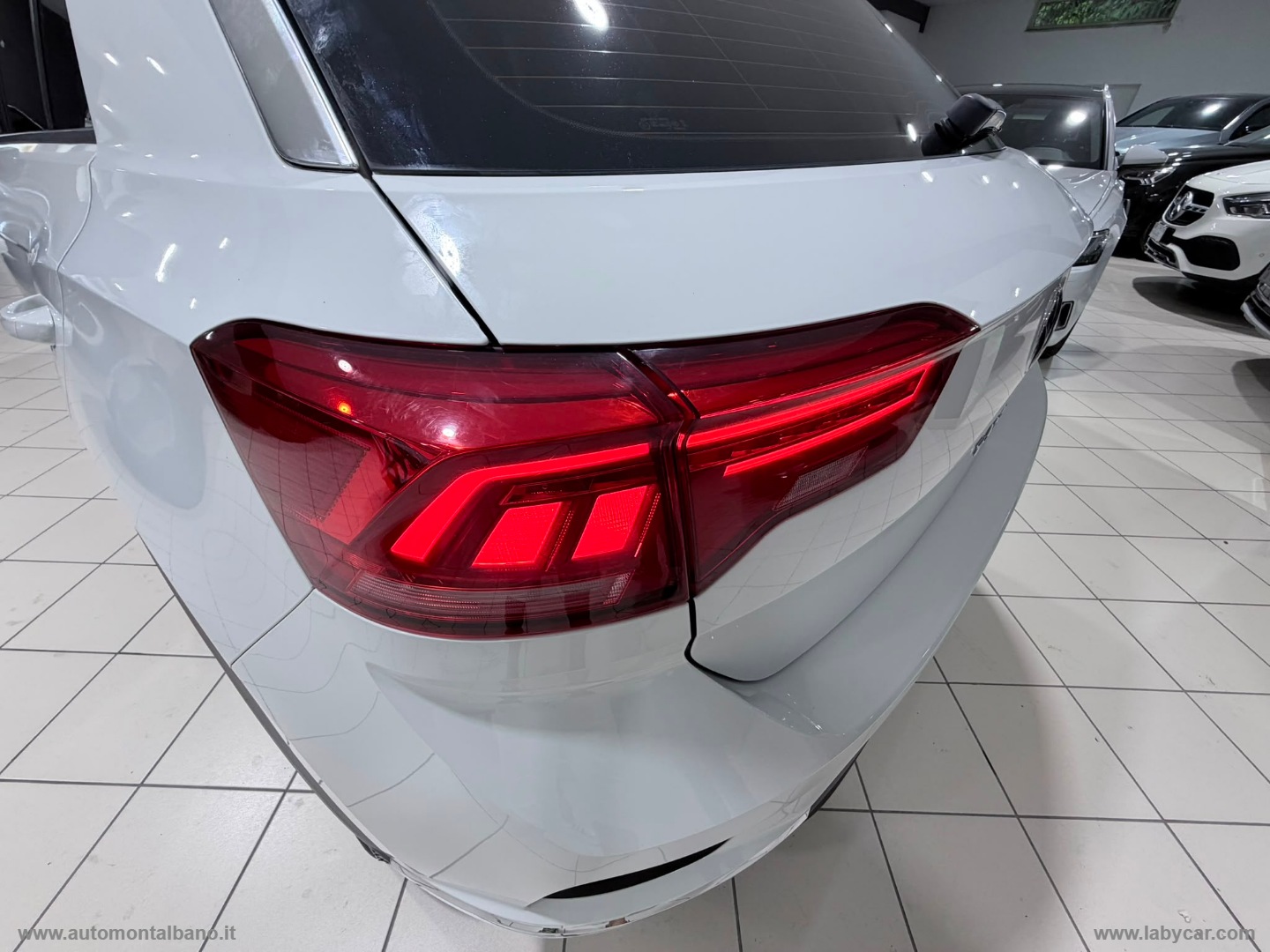 T-Roc 1.6 TDI SCR Business BlueMot.Tech. - immagine 24