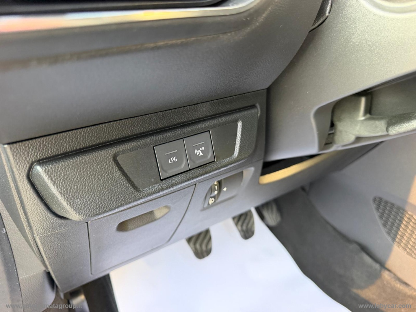 Sandero Stepway 1.0 TCe ECO-G Comfort PREZZO SUPER! - immagine 24