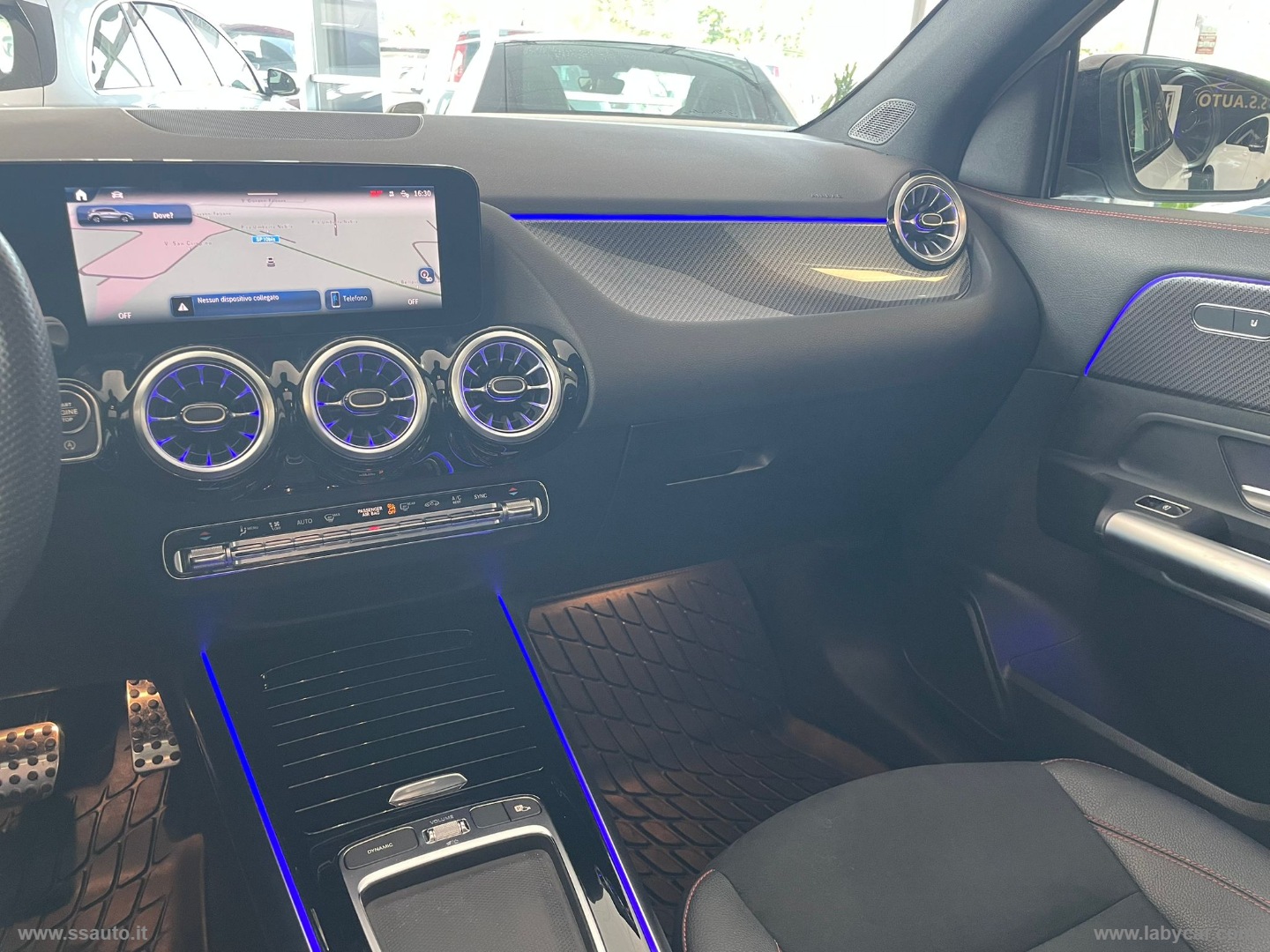 GLA 200 d Automatic AMG Line Adv.Plus TETTO PANORAMICO - immagine 24