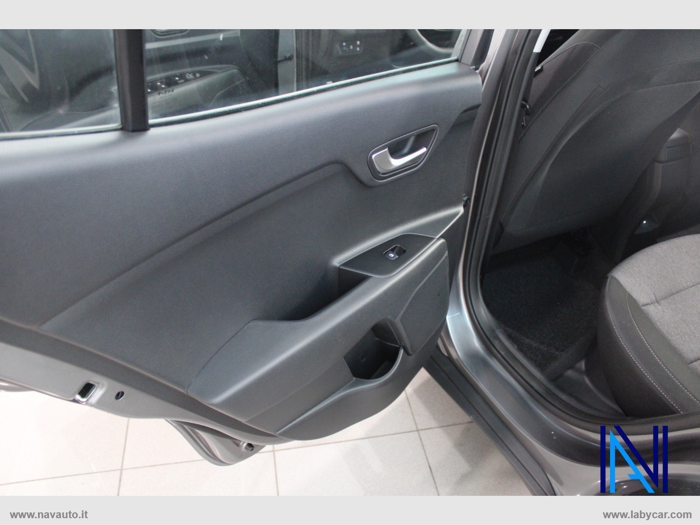 Stonic 1.0 T-GDi GPL 94 CV Urban - immagine 24
