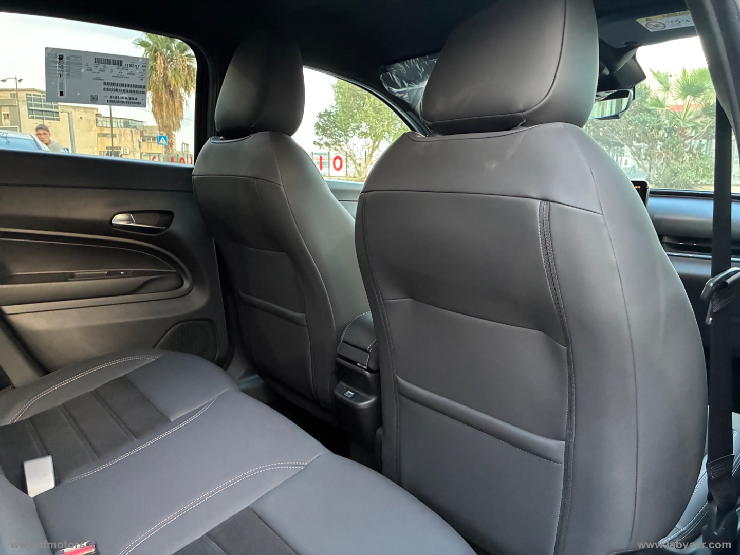 600 Hybrid 145 CV DCT MHEV Sport - immagine 24