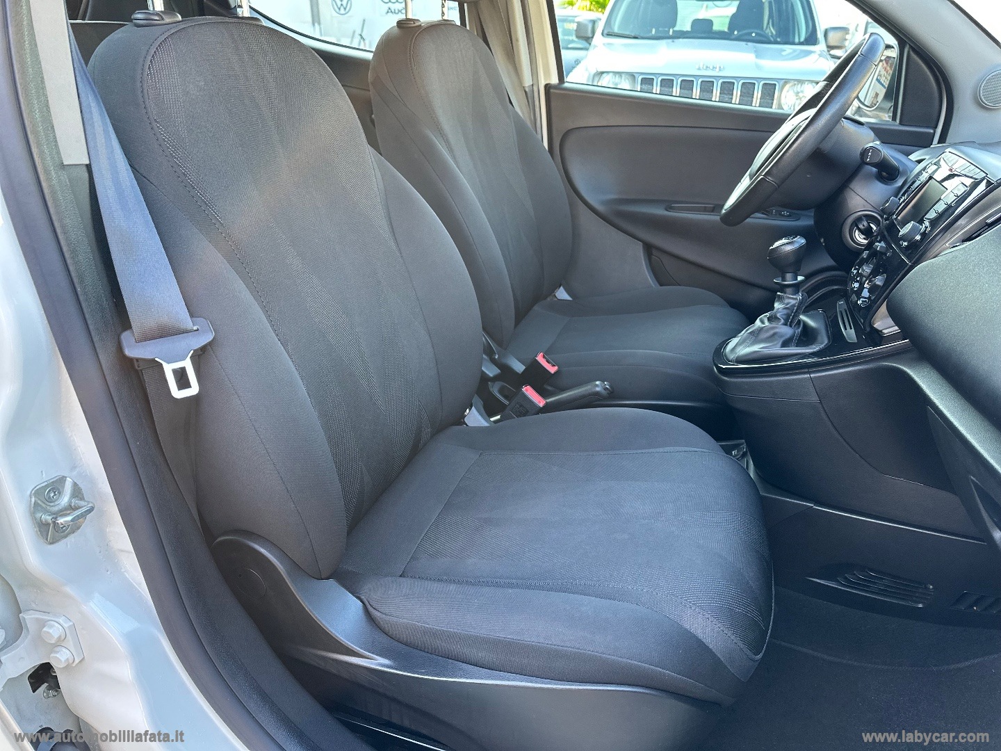 Ypsilon 1.0 FireFly 5p.S&S Hyb. Eco Gold HYBRID IDEALE PER NEOPATENTATI - immagine 24