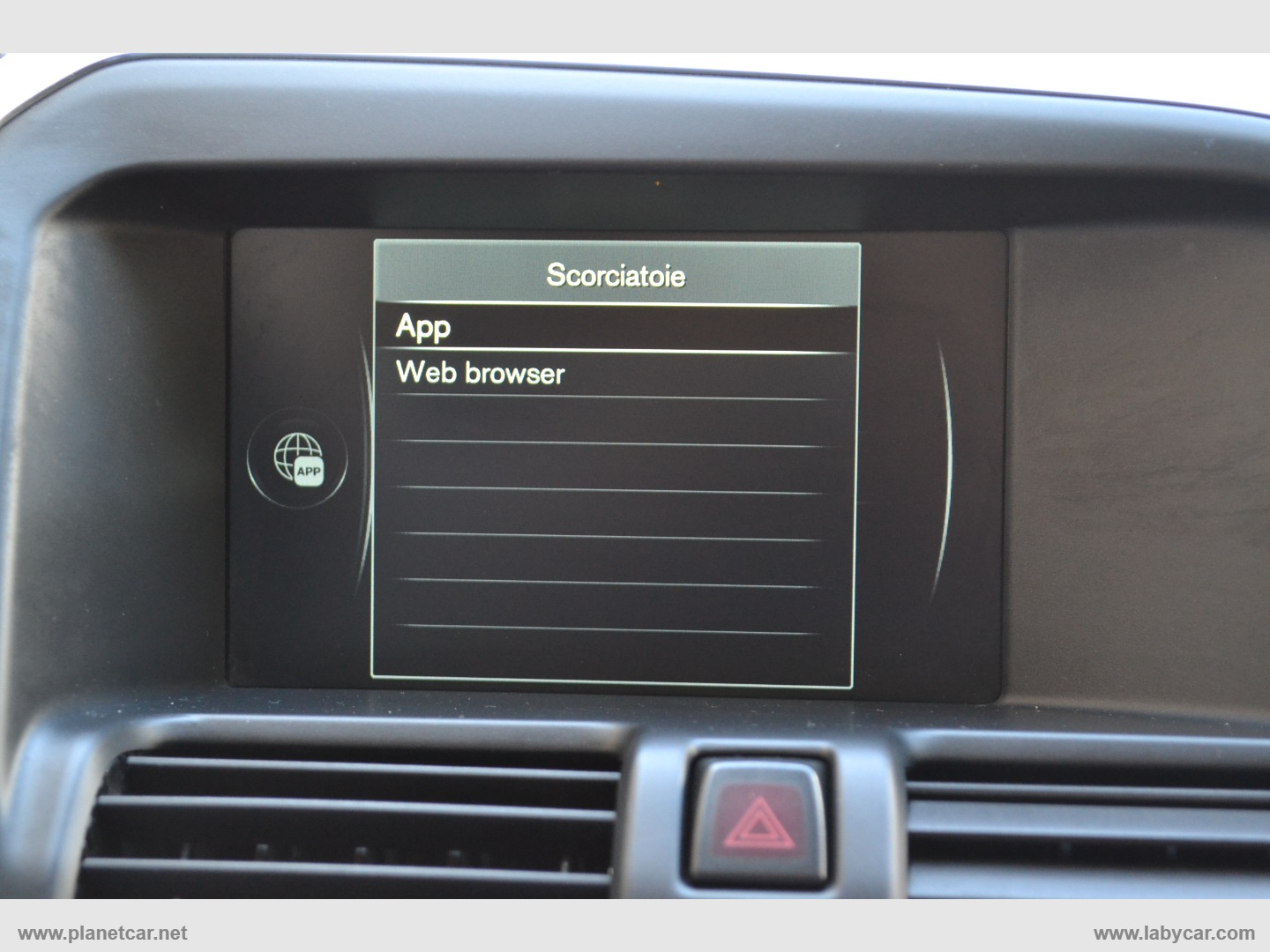 XC60 D4 Geartronic Momentum - immagine 25