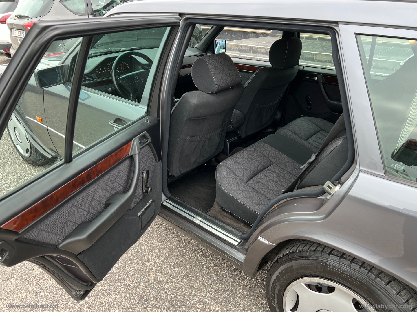 E 200 S.W. Elegance DA COLLEZIONE - immagine 25