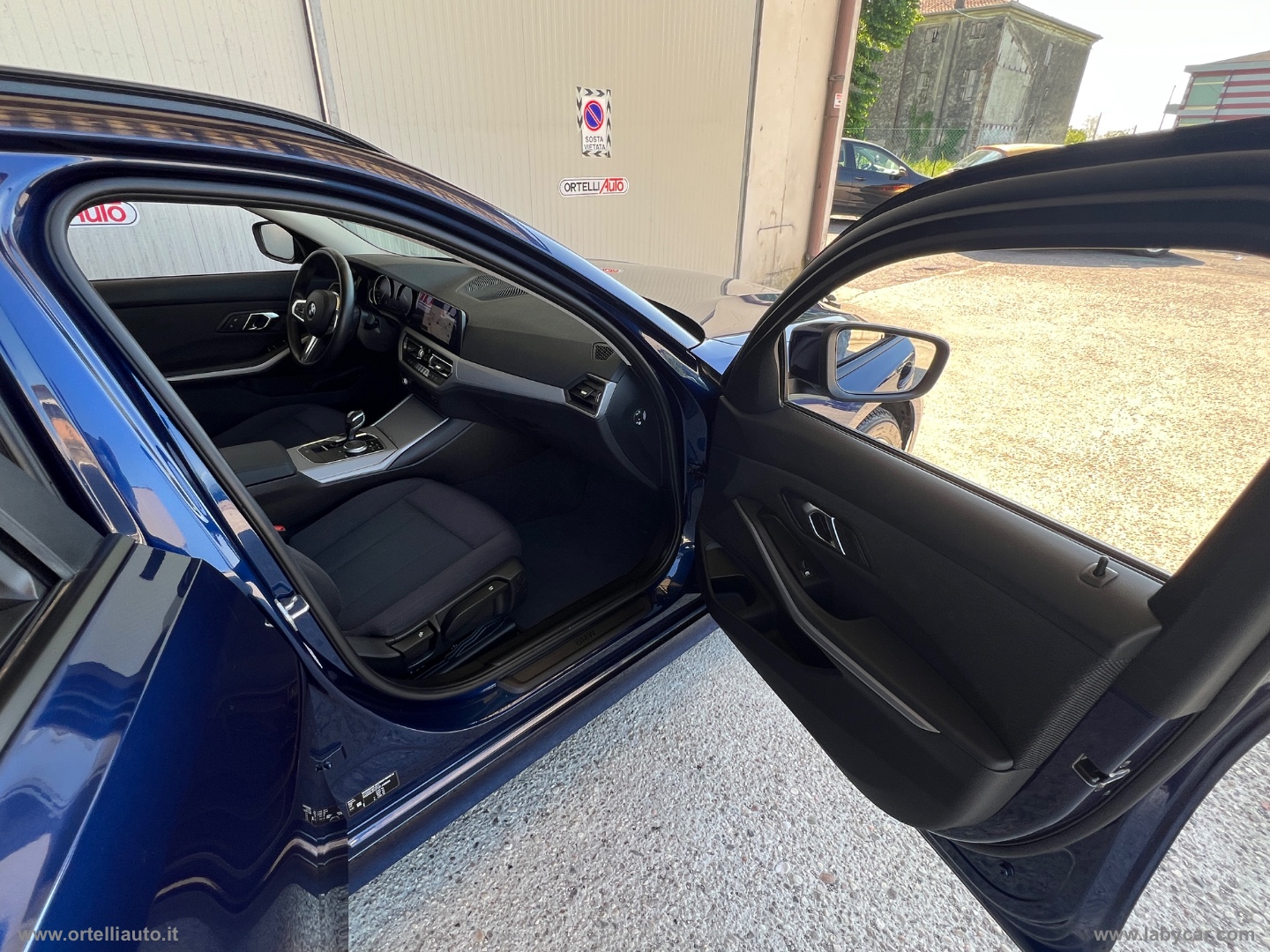 318d Touring Business Advantage aut. - immagine 25