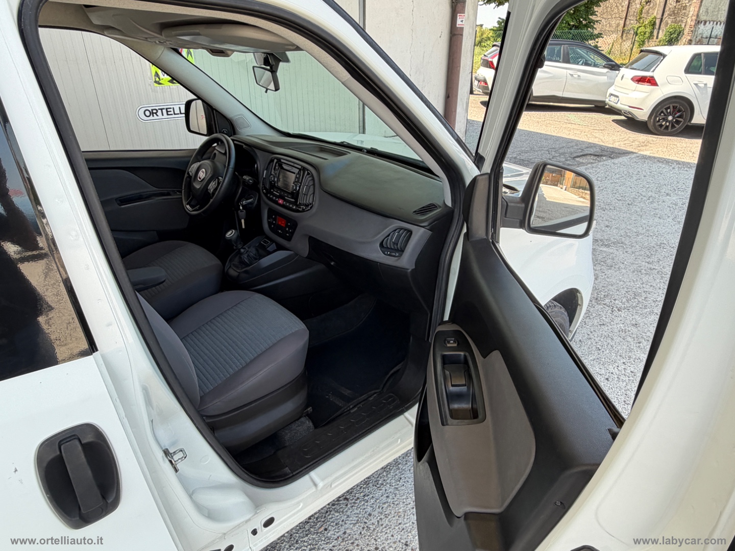 Doblò 1.6 MJT 95 CV Lounge - immagine 25