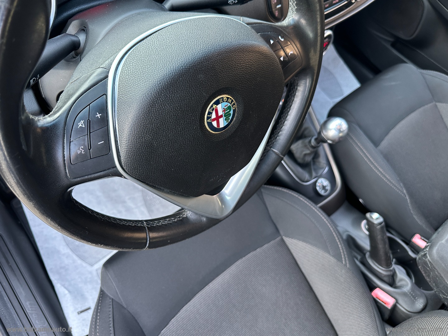 Giulietta 1.6 JTDm-2 105 CV Distinctive - immagine 25