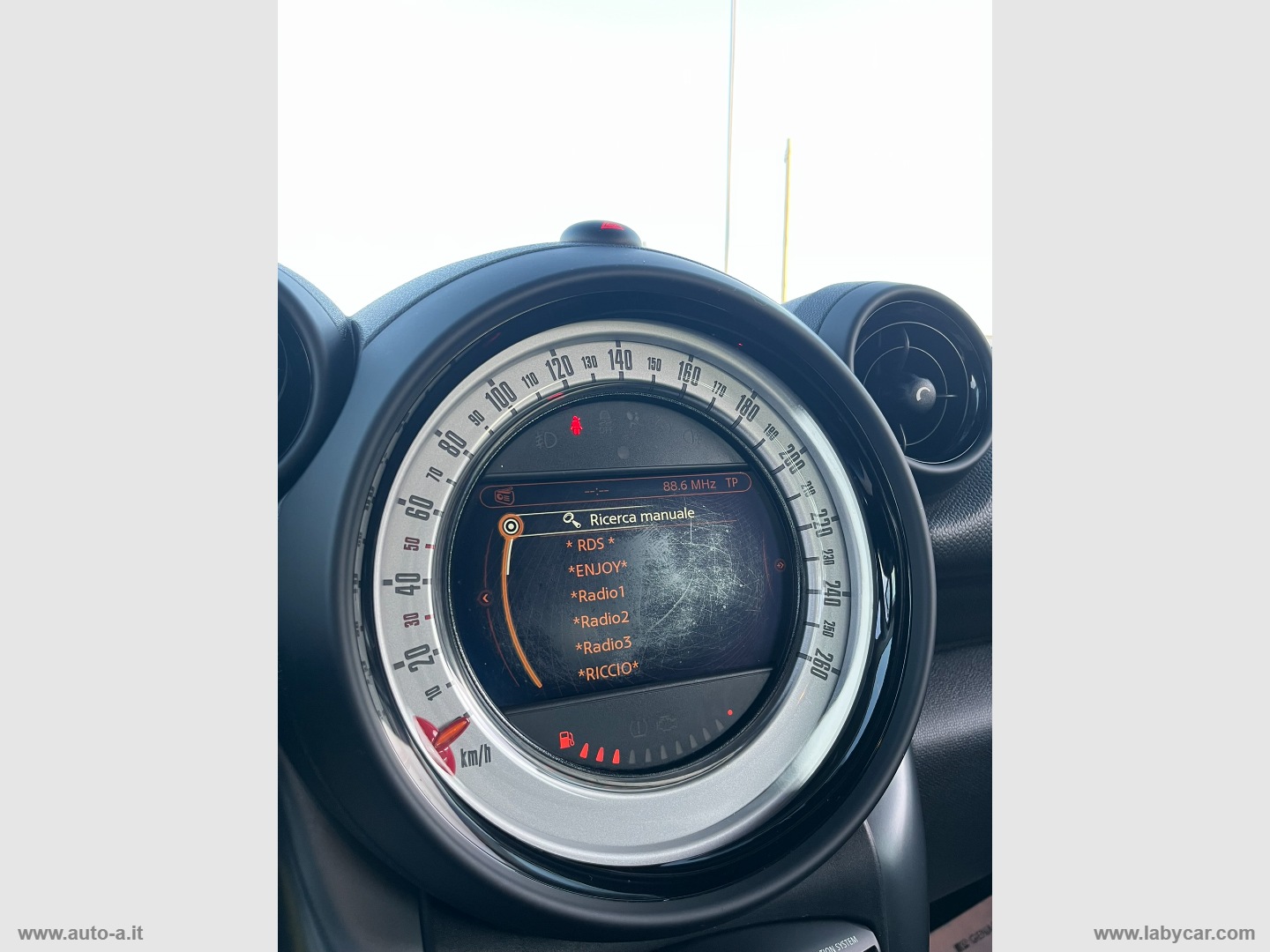 Mini Cooper SD Countryman ALL4 - immagine 25