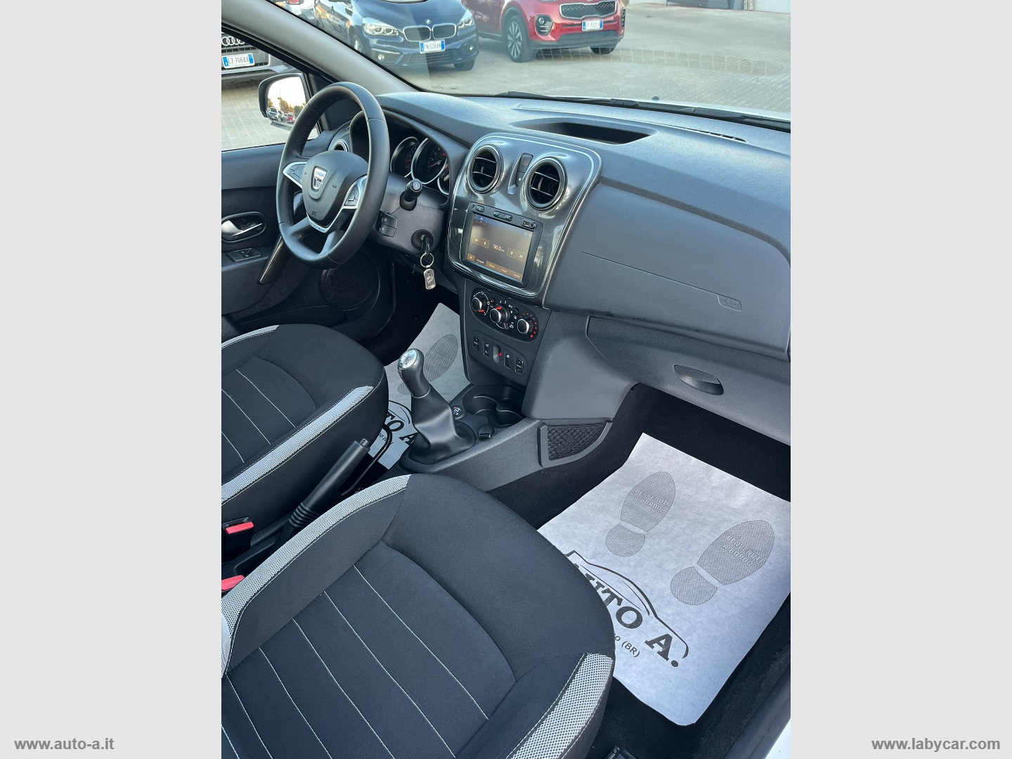 Sandero Stepway 0.9 TCe 12V T-GPL 90 S&S - immagine 25