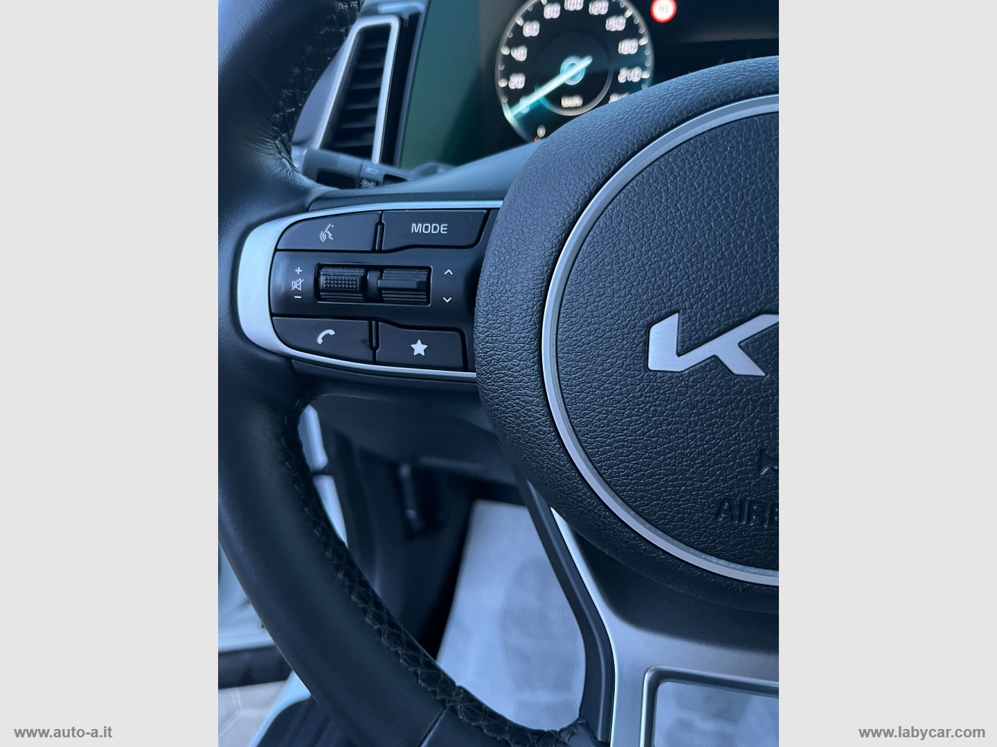 Sportage 1.6 CRDi MHEV Style 60.000 KM - immagine 25