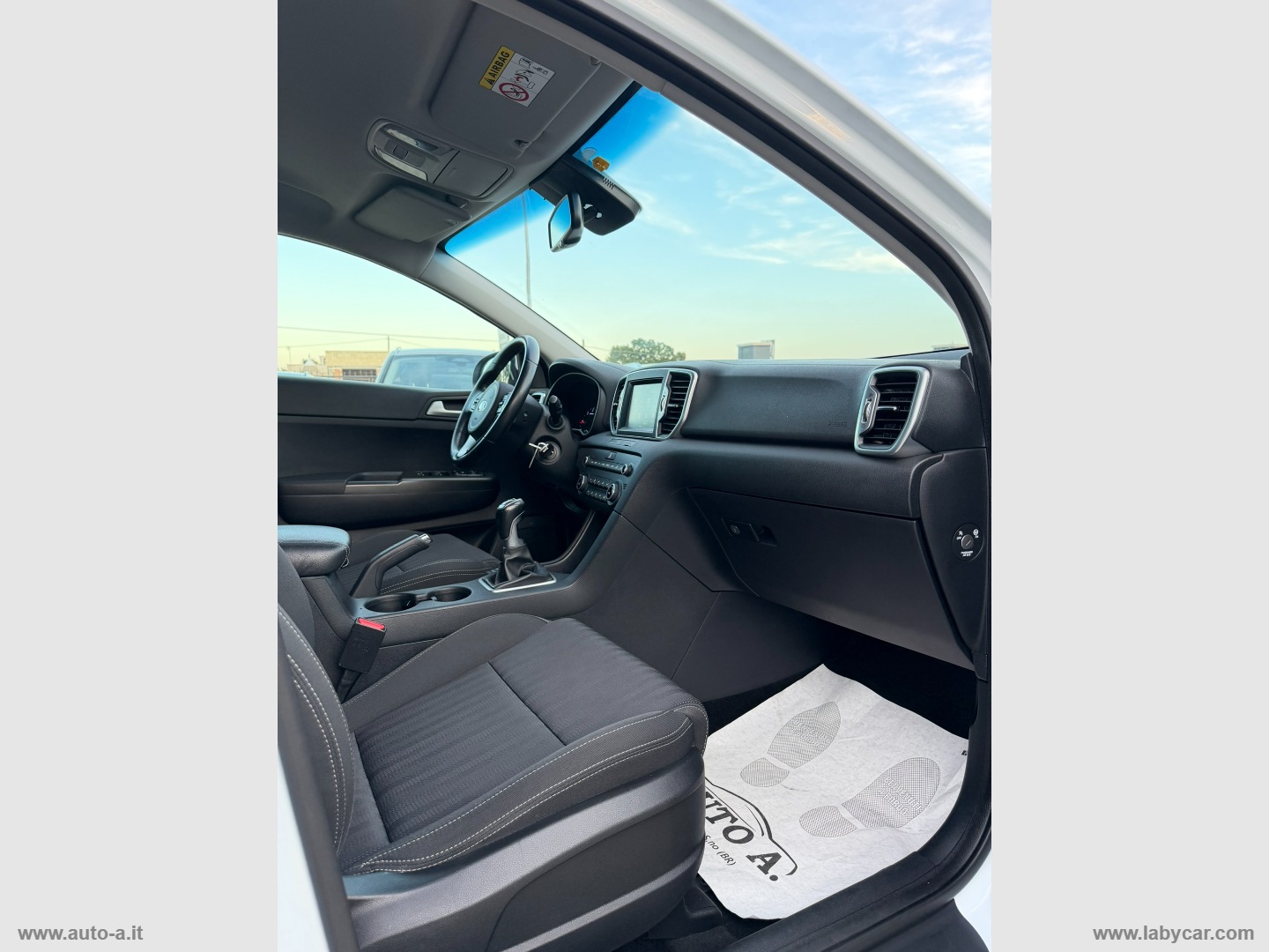 Sportage 1.7 CRDI 2WD Style - immagine 25
