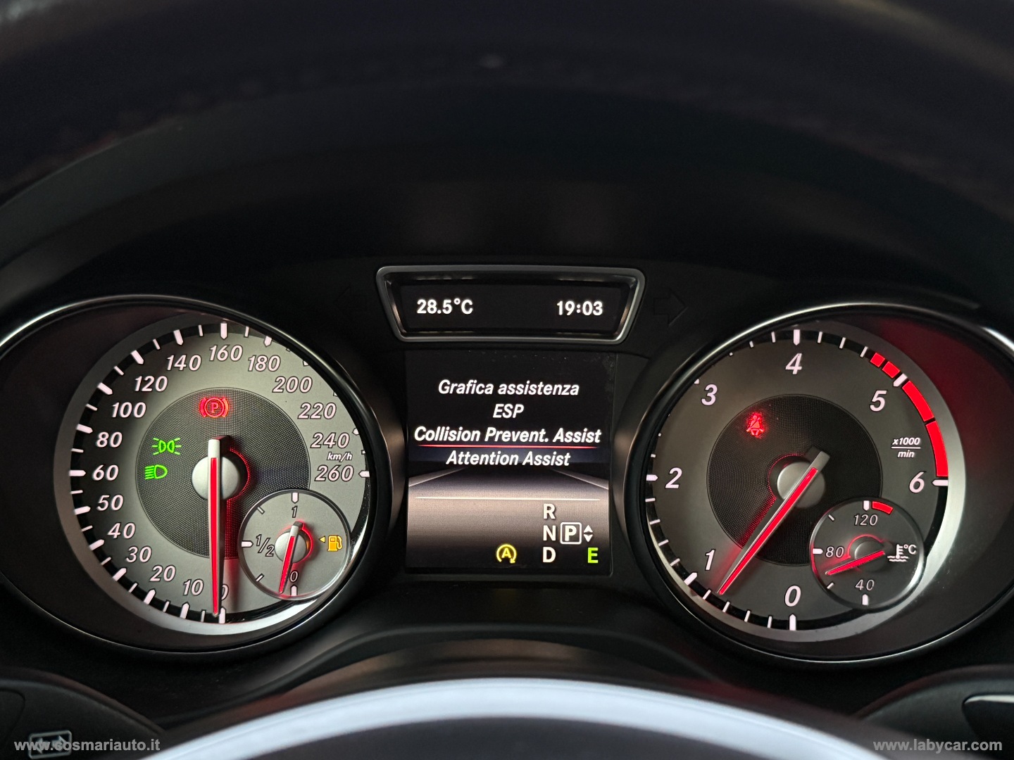 GLA 200 CDI Automatic 4Matic Sport - immagine 25