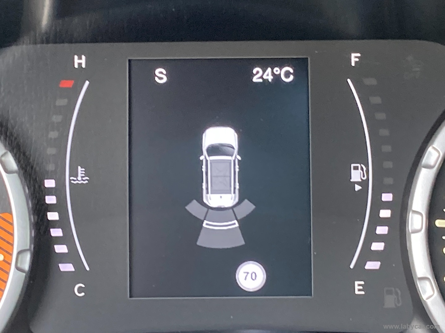 Renegade 1.0 T3 Limited - immagine 25