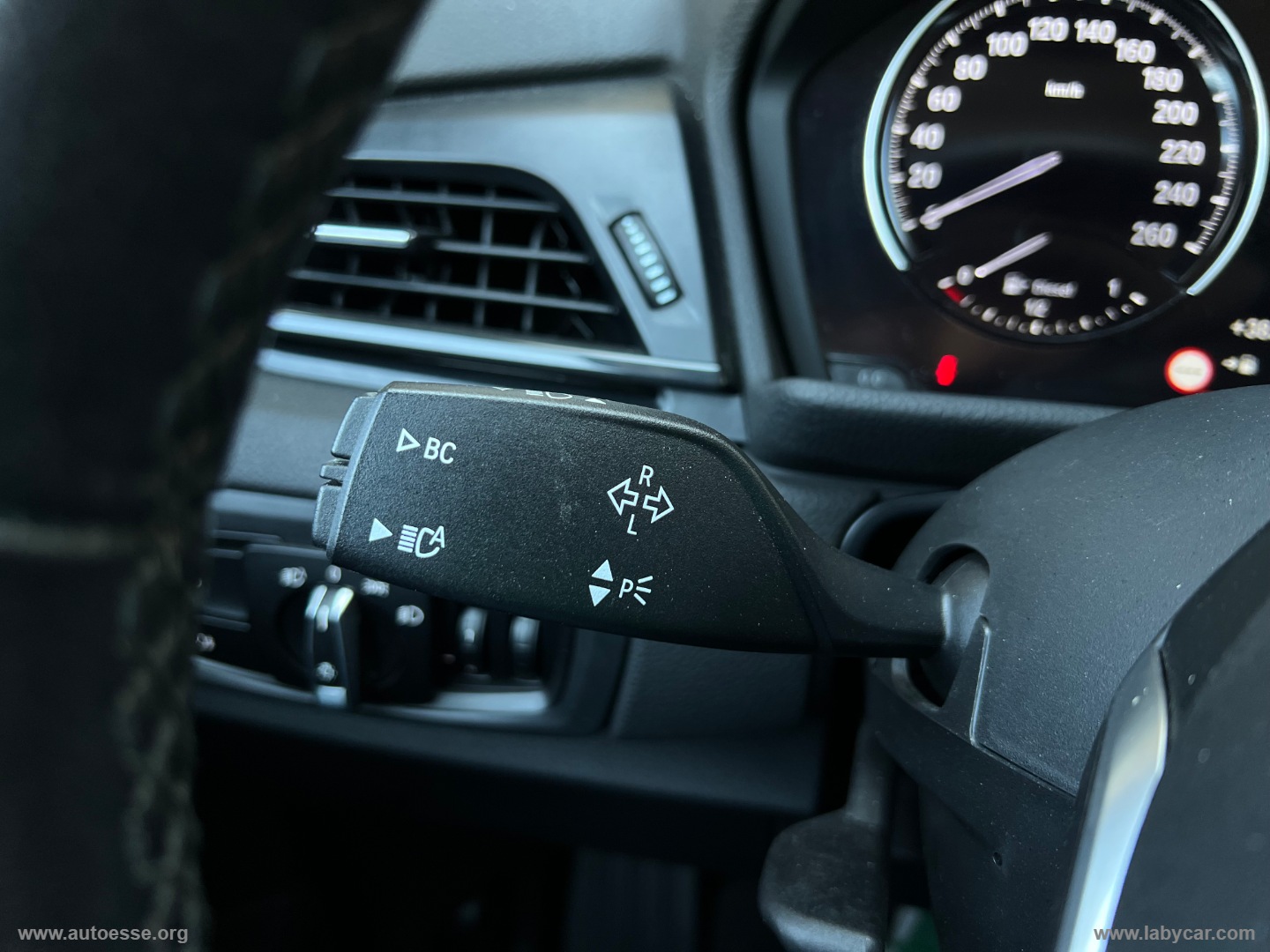 218d Active Tourer Advantage AUT. - immagine 25