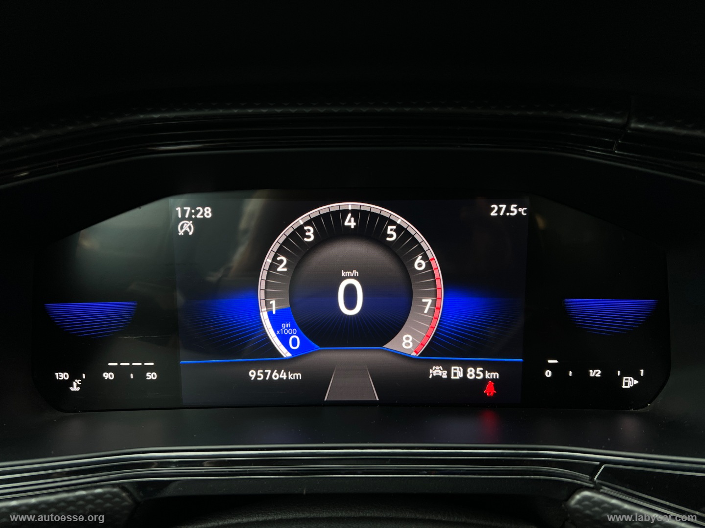 T-Cross 1.0 TSI 110 CV Style - immagine 25