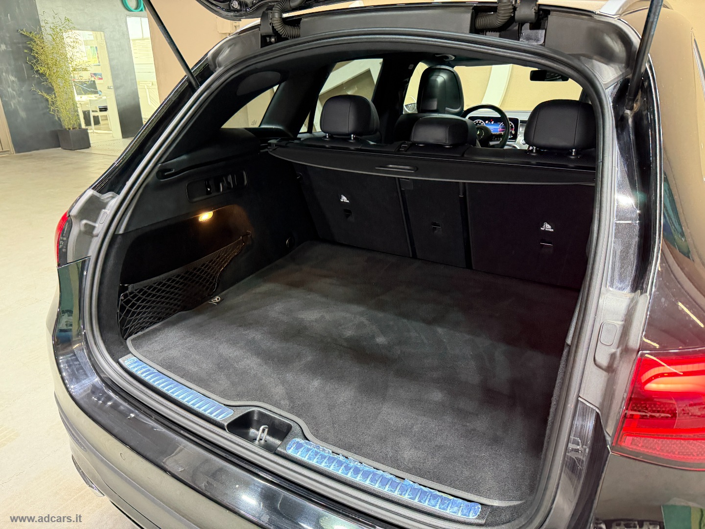 GLC 300 d 4Matic AMG Line Premium *TETTO*LUCI*BURMESTER* - immagine 25