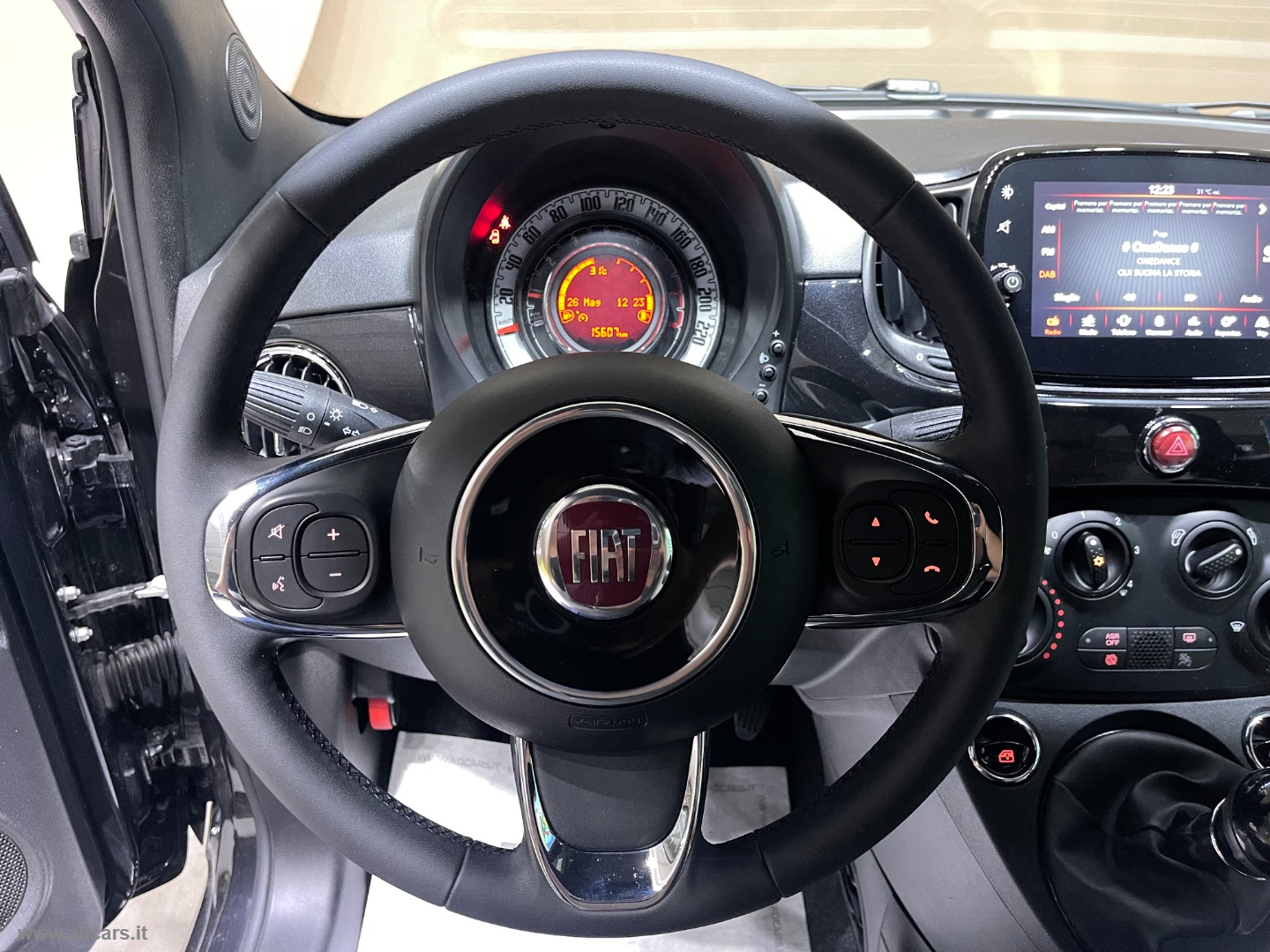 500 Cabrio Hybrid DOLCEVITA *NEOPATENTATI* - immagine 25