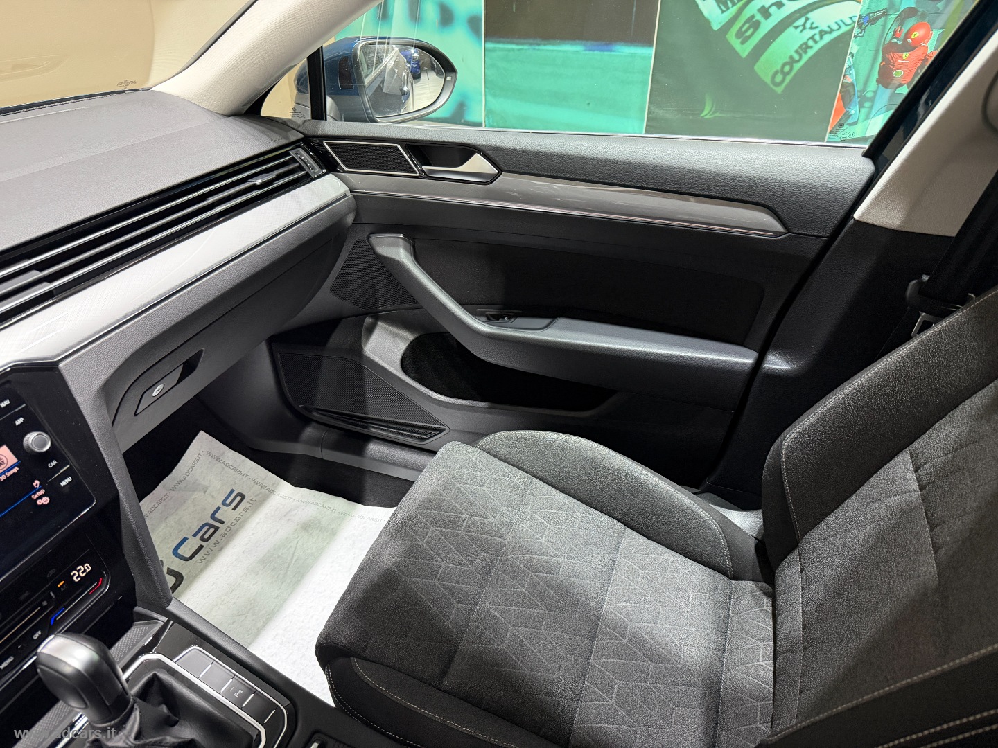 Passat Var. 2.0 TDI EVO DSG Business *CAMBIO AUT.*CLIMA 3 ZONE* - immagine 25