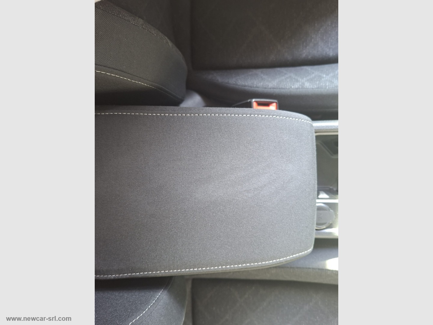 Golf 1.0 eTSI EVO DSG Life - immagine 25