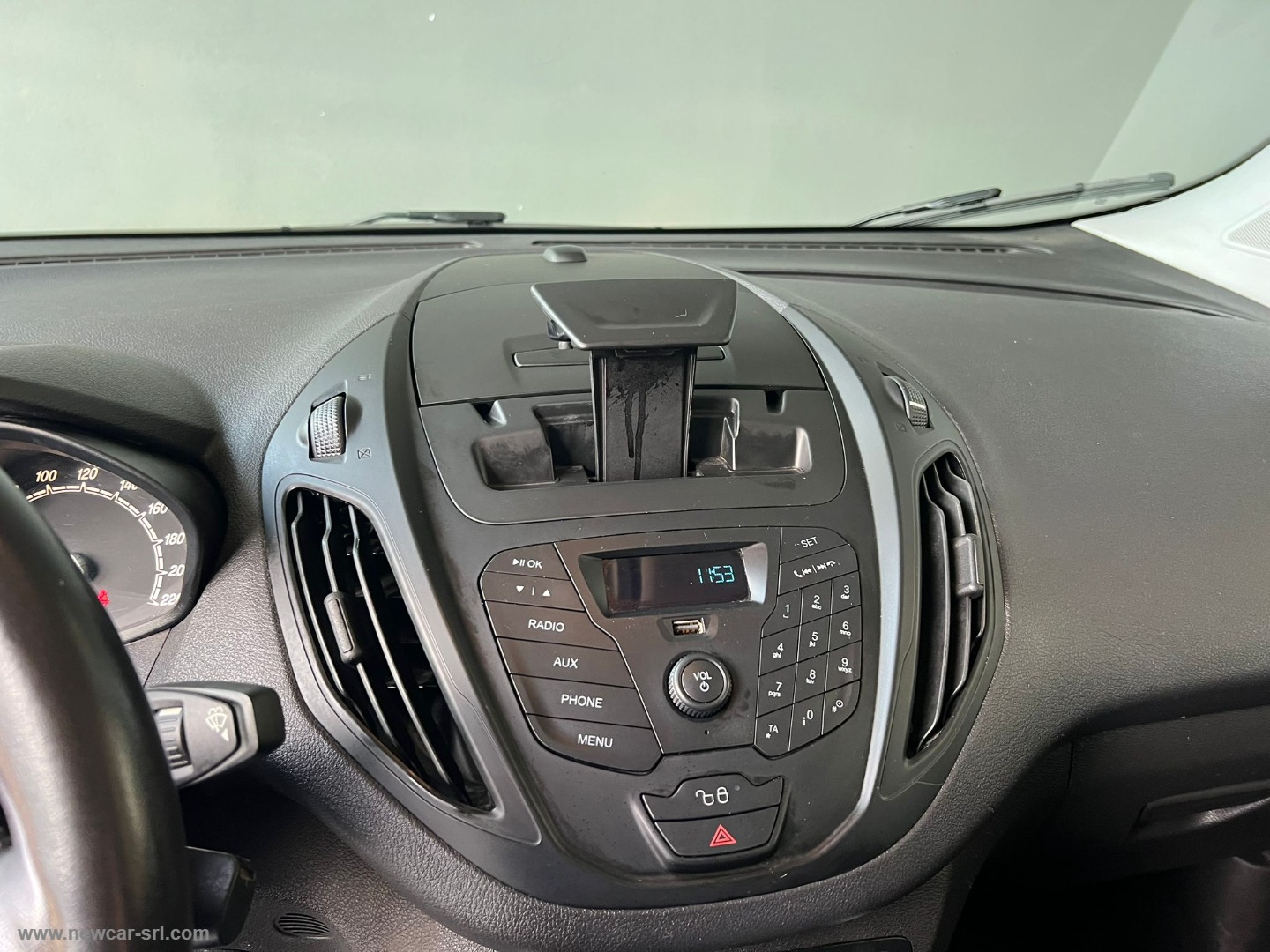 Transit Courier 1.5 TDCi 75CV Van Trend - immagine 25