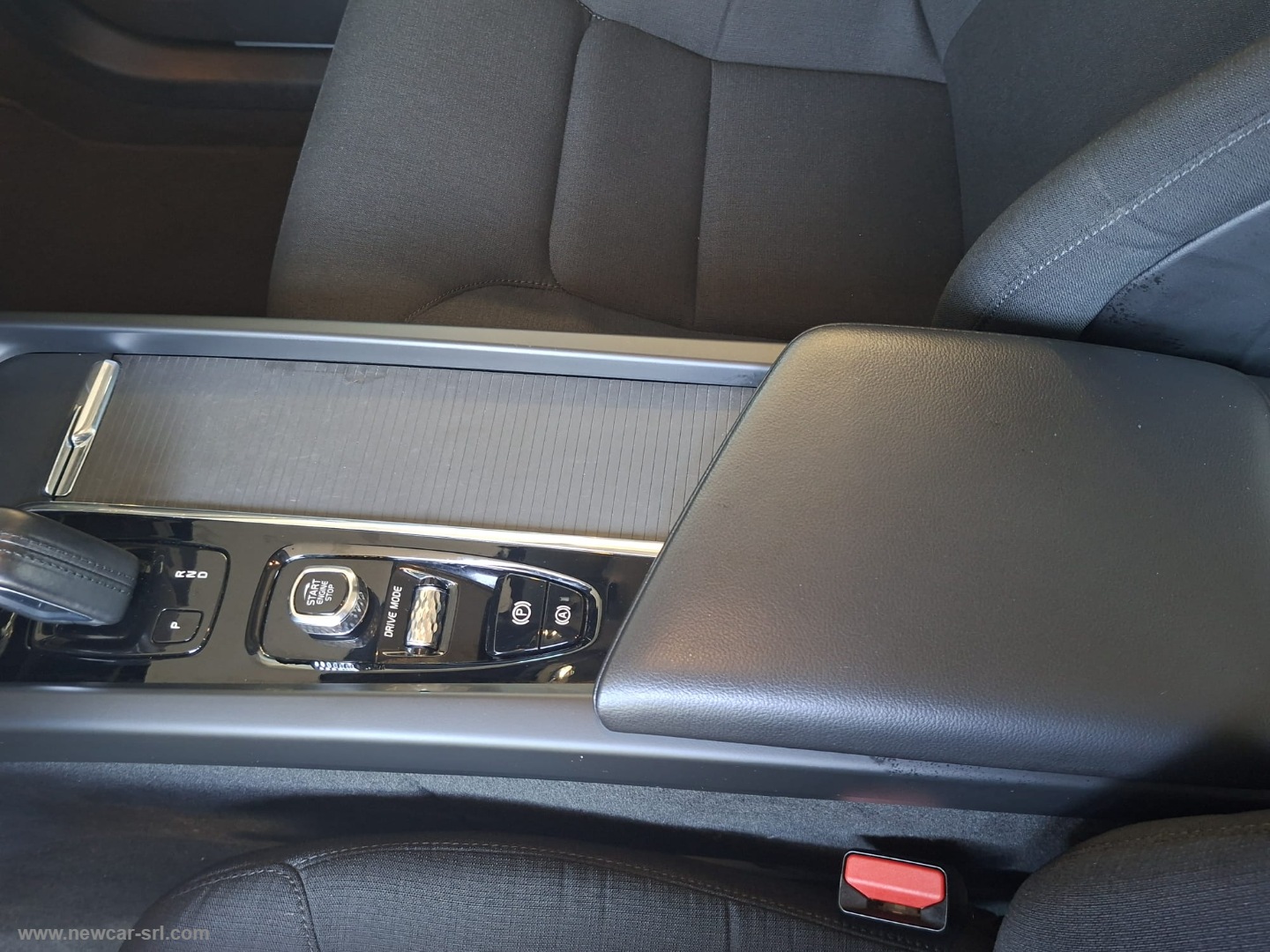XC60 B4 Geartronic Momentum - immagine 25