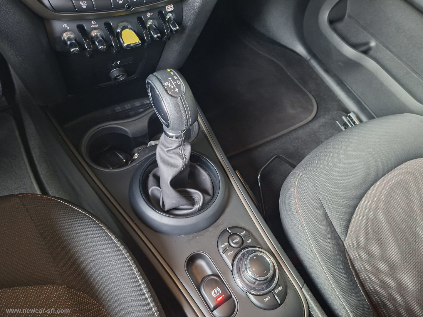 Mini Cooper SE Business Countryman ALL4 - immagine 25