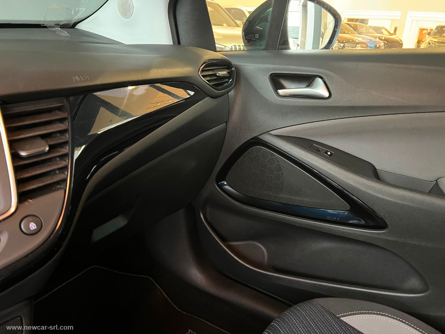 Crossland X 1.5 ECOTEC D 102CV Des.Line - immagine 25