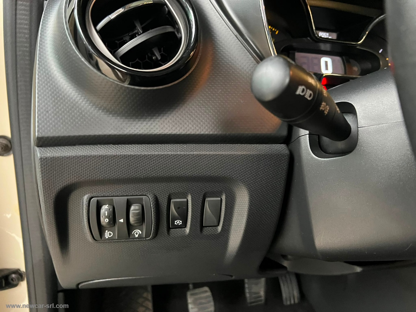 Captur 1.5 dCi 8V 90 CV S&S Live - immagine 25