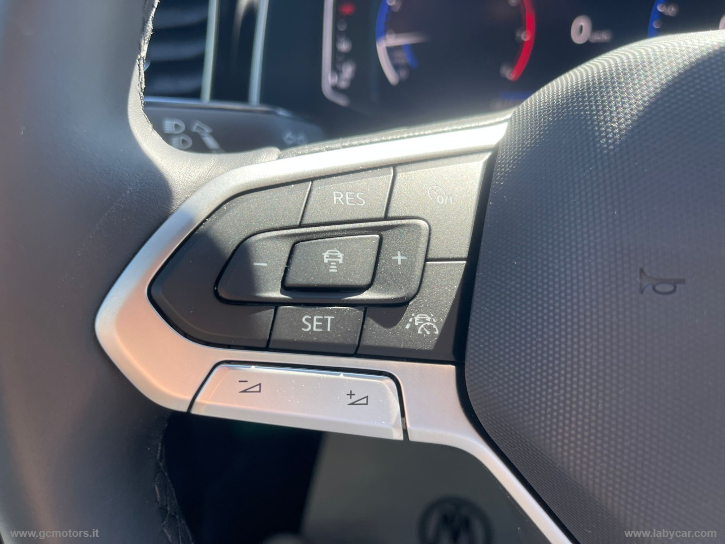 Volkswagen Taigo Taigo 1.0 TSI 115 CV R-Line - Immagine 25