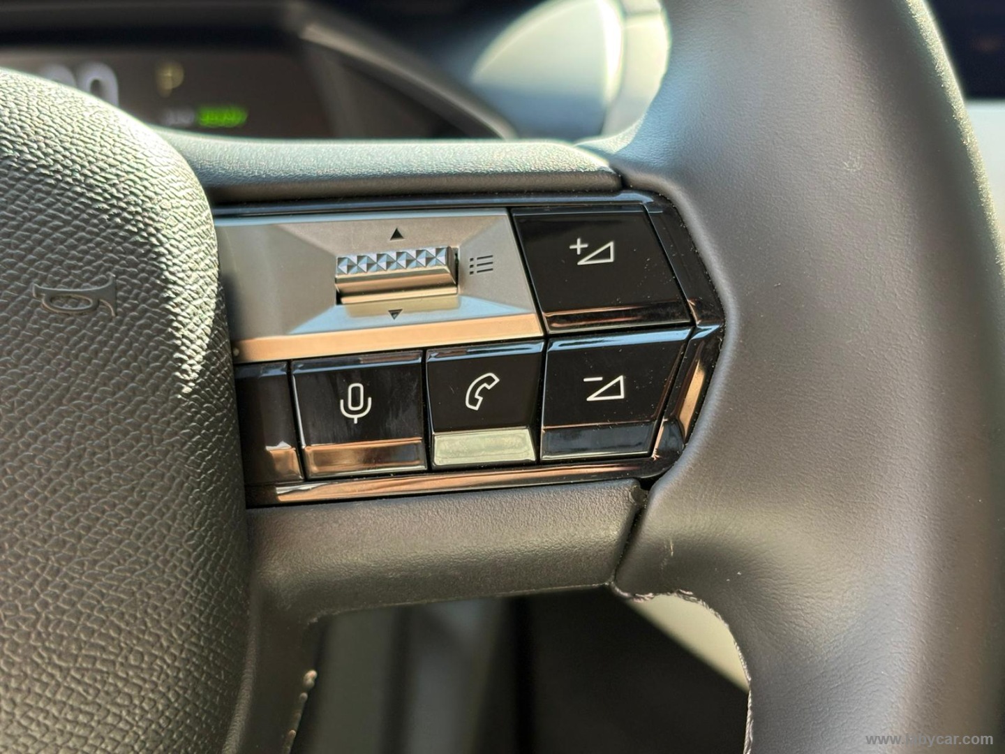 DS AUTOMOBILES DS 3 Crossback DS 3 E-Tense Esprit de Voyage - Immagine 25