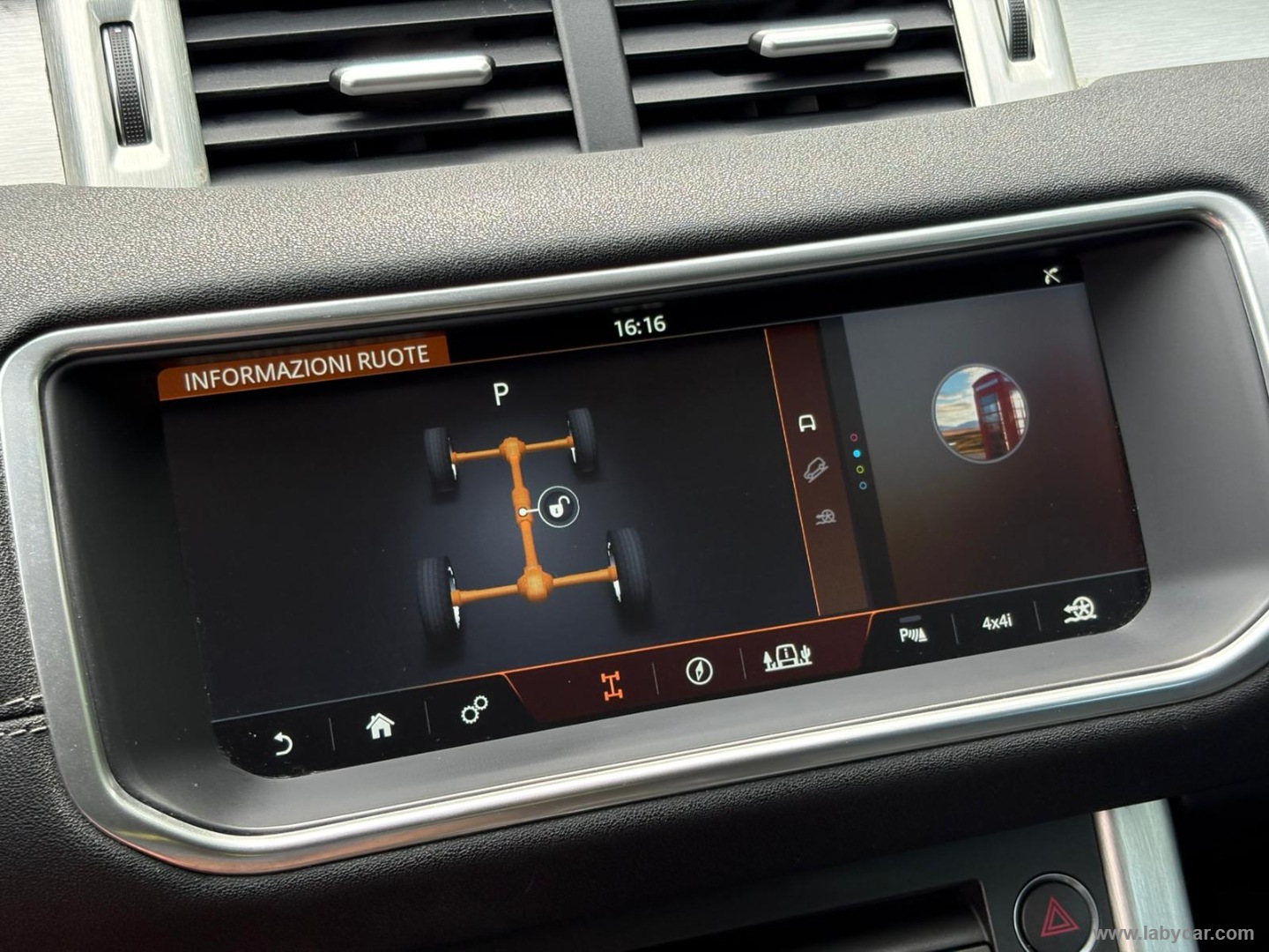 RR Evoque 2.0 TD4 180CV 5p. SE Dynamic MOTORE NUOVO CON GARANZIA 12 MESI - immagine 25