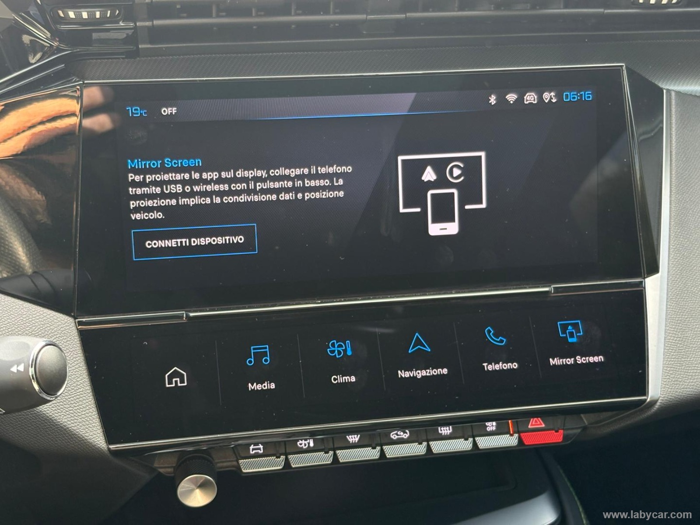 308 Hybrid 225 e-EAT8 SW GT - immagine 25