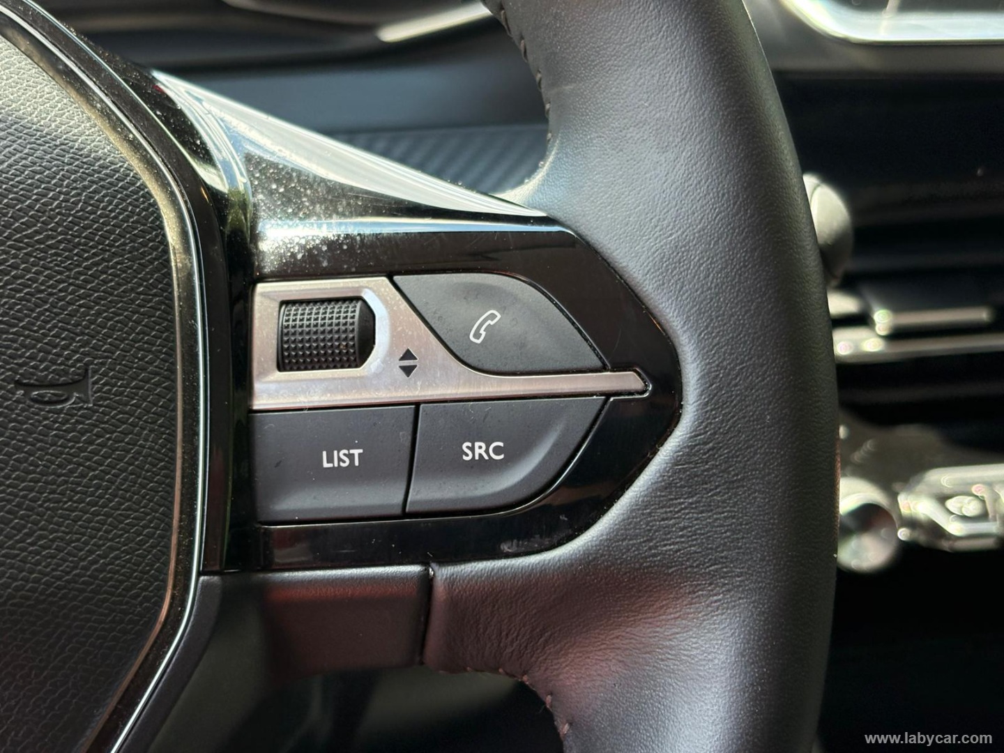 Peugeot 208 BlueHDi 100 S&S 5p. STYLE - Immagine 25