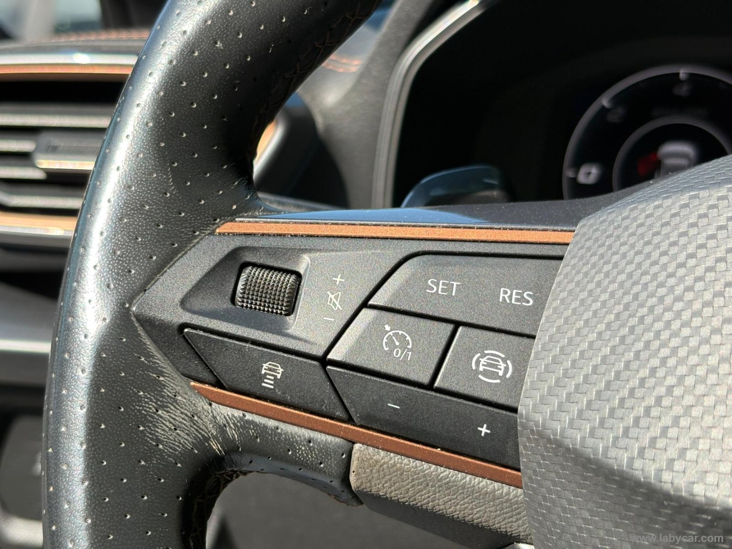 CUPRA Formentor 1.4 e-Hybrid DSG VZ - Immagine 25