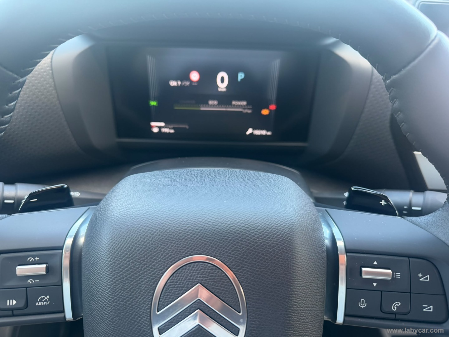 Citroën C4 Hybrid 145 e-DCS6 Plus - Immagine 25