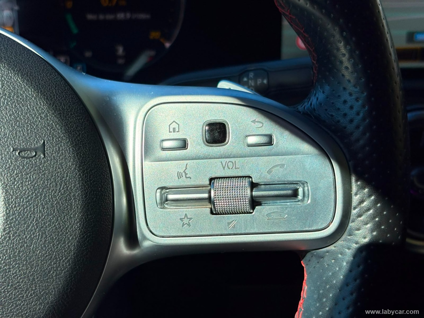 Mercedes-Benz Classe A A 200 d Automatic Premium - Immagine 25