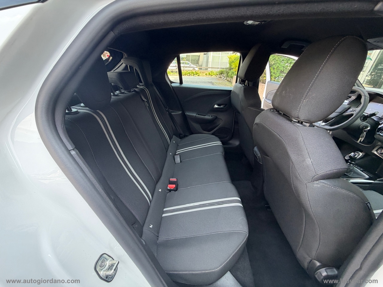 Corsa 1.2 100 CV GS - immagine 25