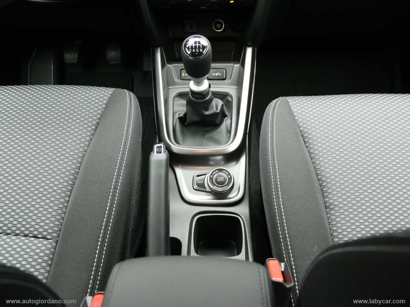 Vitara 1.4 Hybrid 4WD AllGrip Cool+ - immagine 25