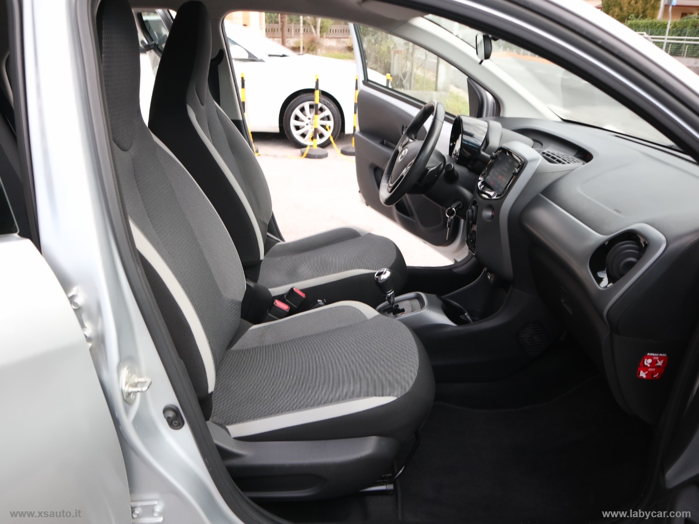 Aygo Con. 1.0 VVT-i 72CV 5p.x-music MMT - immagine 25