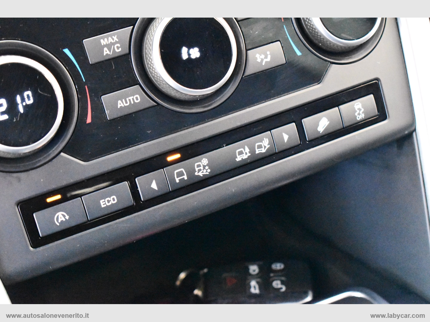 Discovery Sport 2.2 TD4 SE - immagine 25