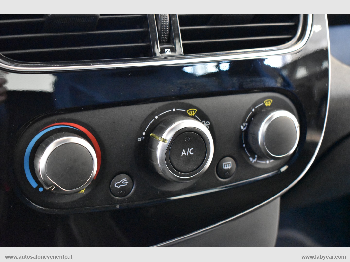 Clio dCi 8V 90 CV S&S 5p. Energy Intens - immagine 25