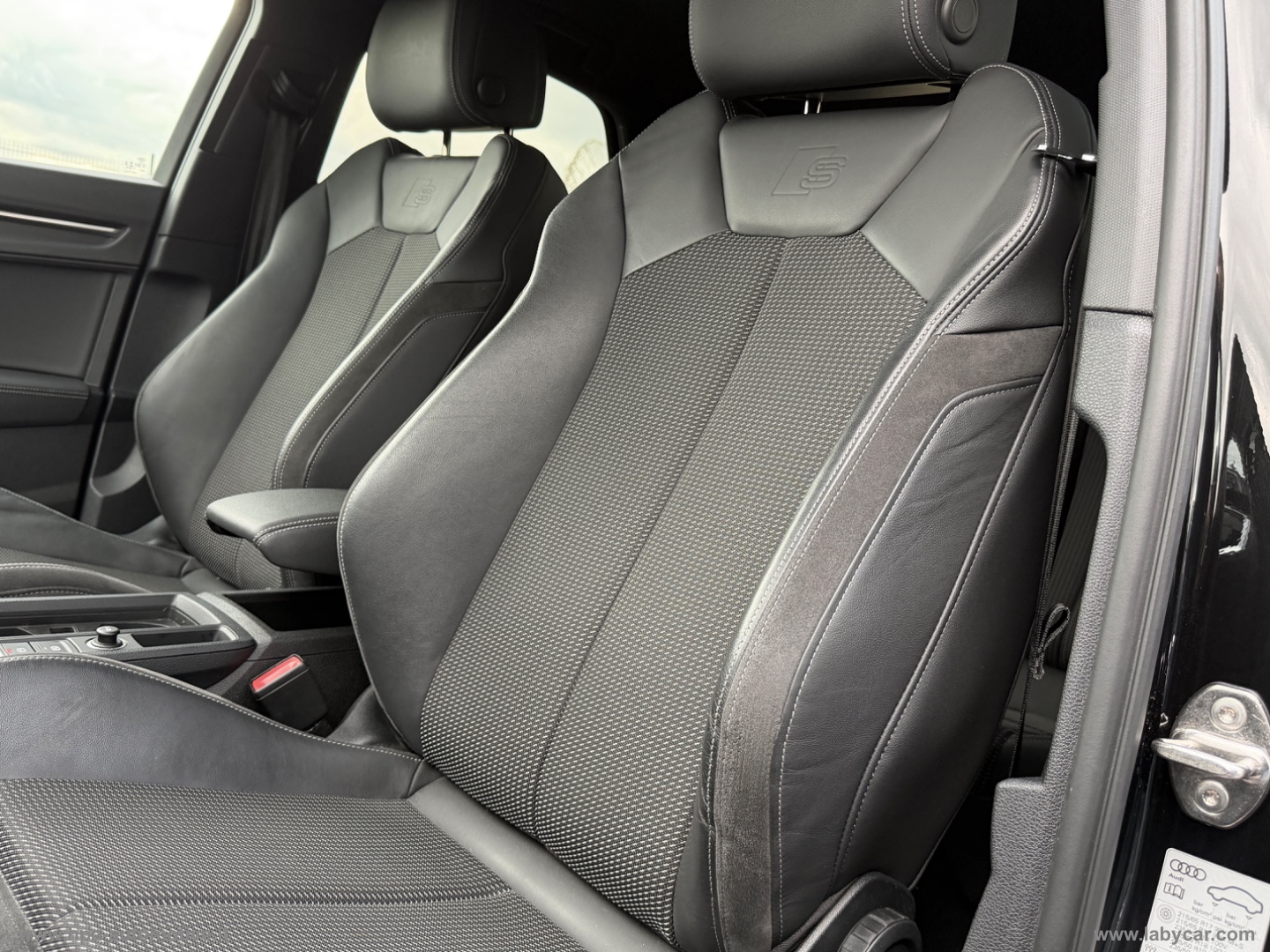 Q3 SPORTBACK 2.0TDI S-line NAVI FULL LED RETROCAMERA 360 - immagine 25