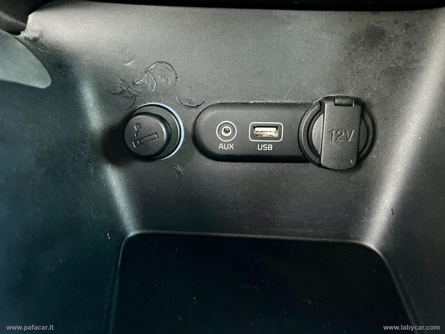 cee d 1.6 CRDi 110 CV SW Active - immagine 25