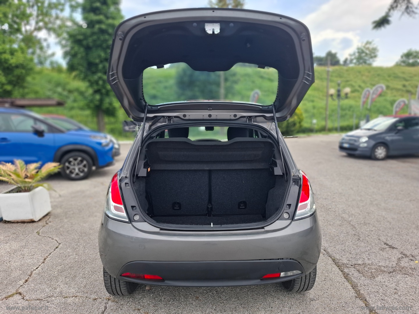 Ypsilon 1.0 FireFly 5p.S&S Hybrid Silver - immagine 25